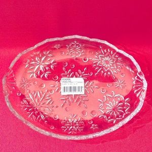 Mikasa 9.5 inch SNOWFLAKE Sweet Dish - C1017